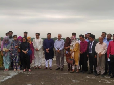 1_All-Teachers-VC-Registrars-Group-Photo-with-UGC-Member-Director-during-Inspection-at-the-roof-of-the-Building-2