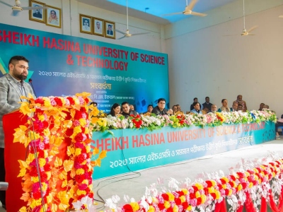 1_Mr.-Mohammad-Imran-Iqbal-Member-BoT-SHUST-addressed-in-the-Reception-Program