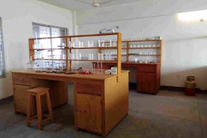 shust-labrotories-v2-12