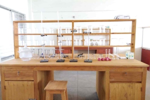 shust-labrotories-v2-13